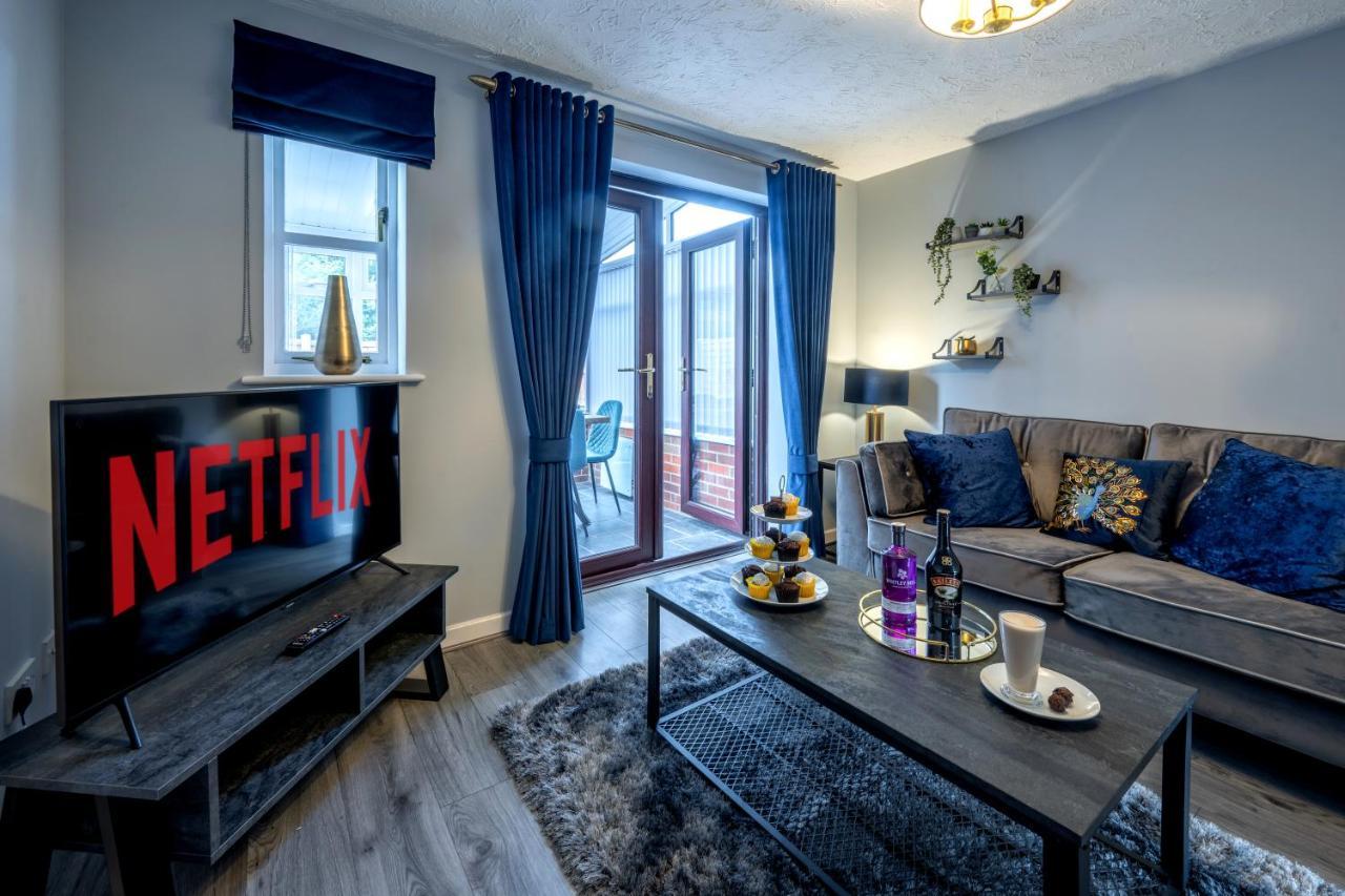 Yew Tree House Contractor / Family Home Free Netflix Fast Wifi Near Dudley/Birmingham Cradley Heath Dış mekan fotoğraf