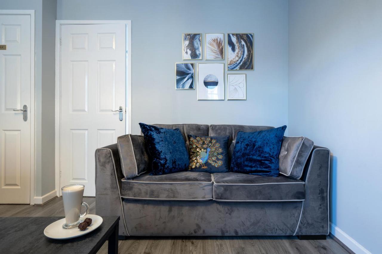 Yew Tree House Contractor / Family Home Free Netflix Fast Wifi Near Dudley/Birmingham Cradley Heath Dış mekan fotoğraf