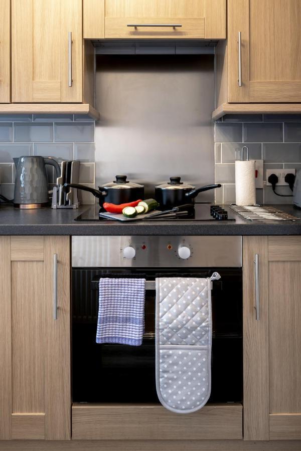 Yew Tree House Contractor / Family Home Free Netflix Fast Wifi Near Dudley/Birmingham Cradley Heath Dış mekan fotoğraf
