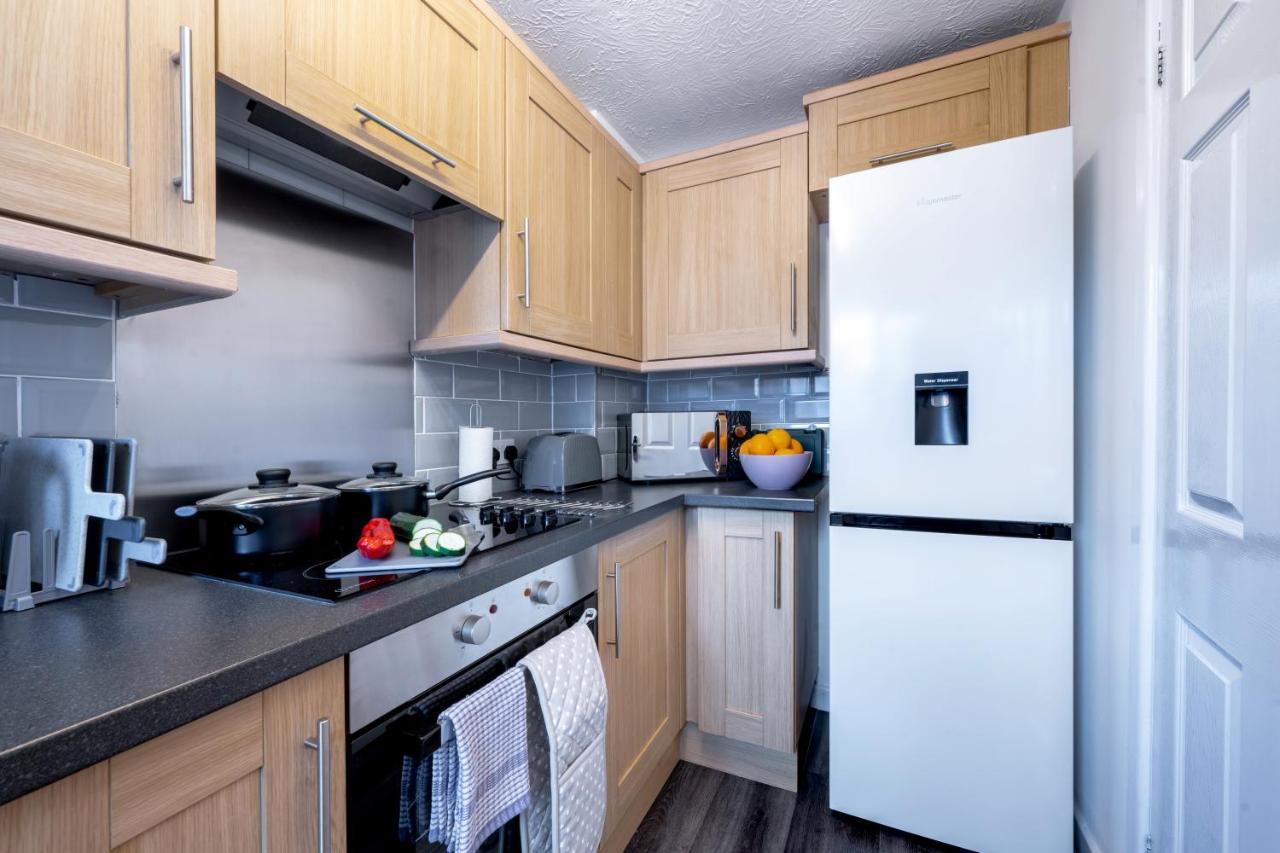 Yew Tree House Contractor / Family Home Free Netflix Fast Wifi Near Dudley/Birmingham Cradley Heath Dış mekan fotoğraf