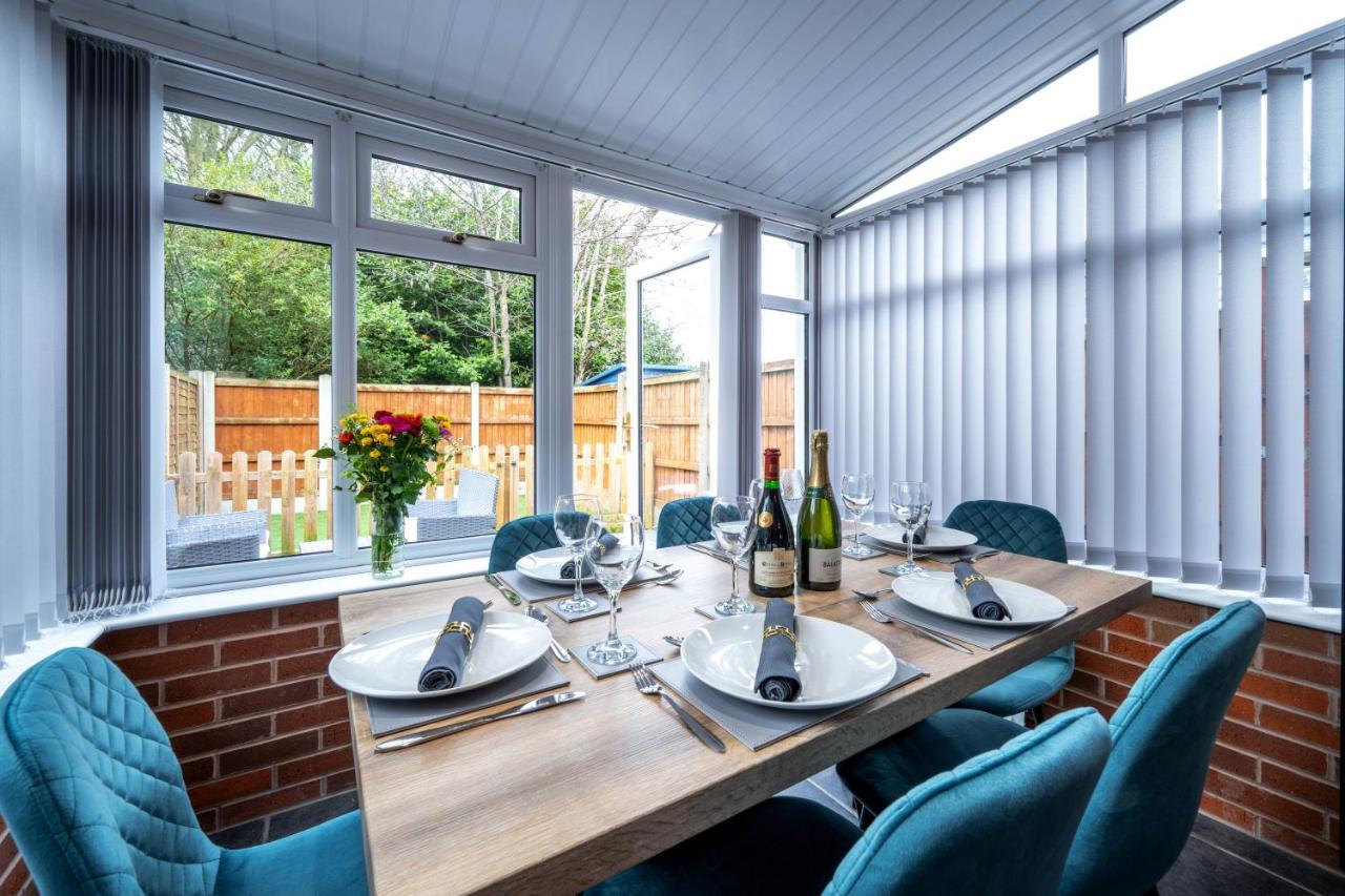 Yew Tree House Contractor / Family Home Free Netflix Fast Wifi Near Dudley/Birmingham Cradley Heath Dış mekan fotoğraf