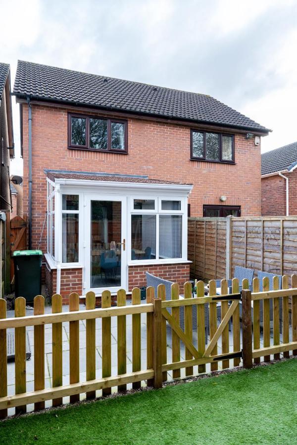 Yew Tree House Contractor / Family Home Free Netflix Fast Wifi Near Dudley/Birmingham Cradley Heath Dış mekan fotoğraf